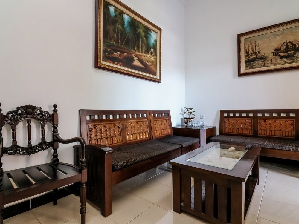 Puri Kusuma Guest House Tabanan  Ngoại thất bức ảnh