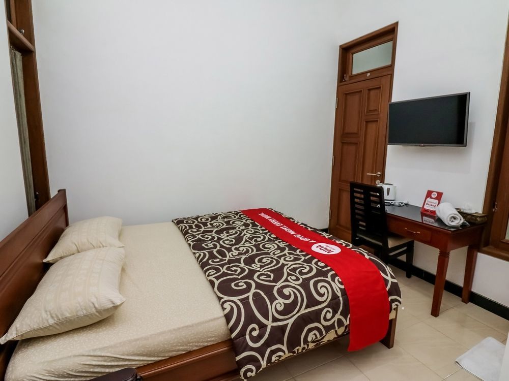 Puri Kusuma Guest House Tabanan  Ngoại thất bức ảnh