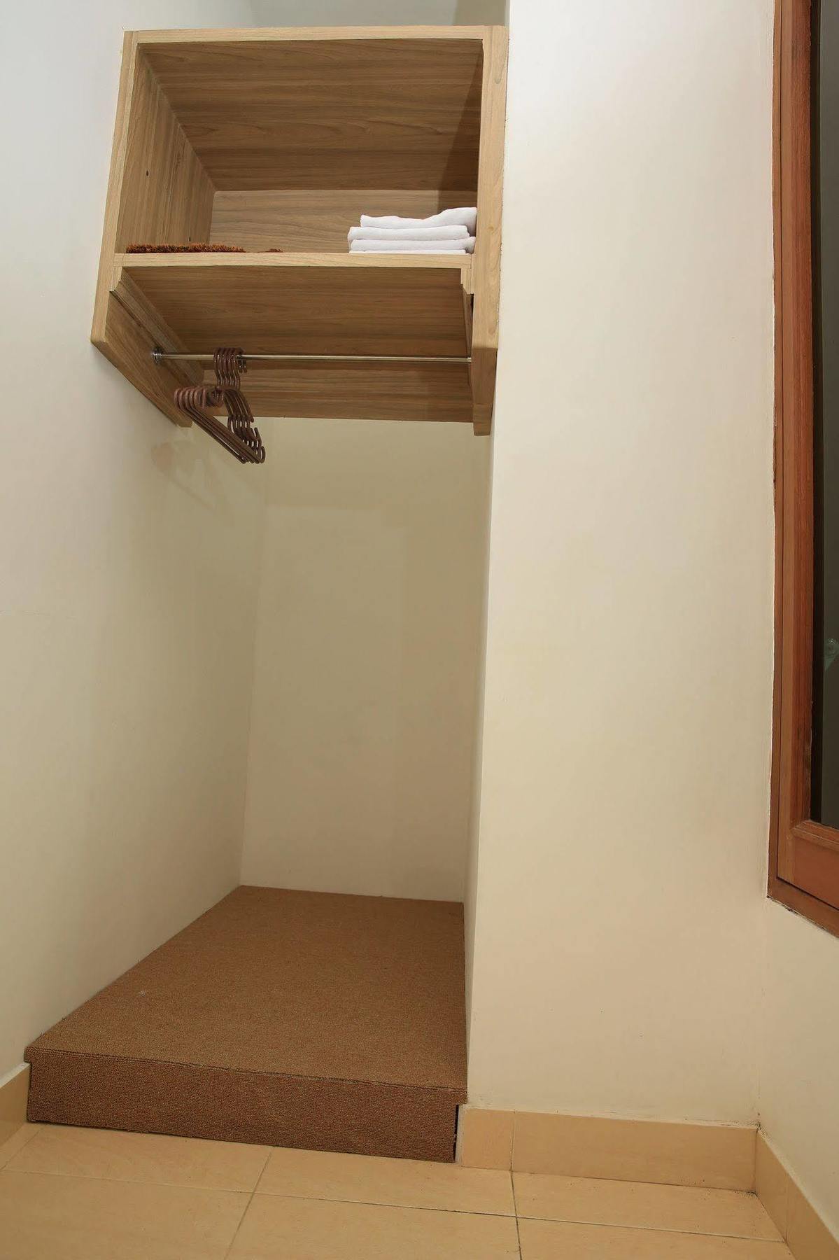 Puri Kusuma Guest House Tabanan  Ngoại thất bức ảnh